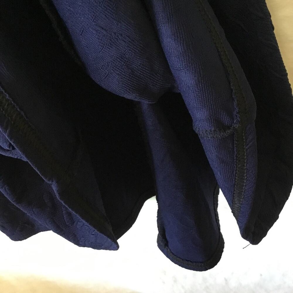 Navy Blue Heart Shape Detail Sleeveless Dress - Picture 6 of 8